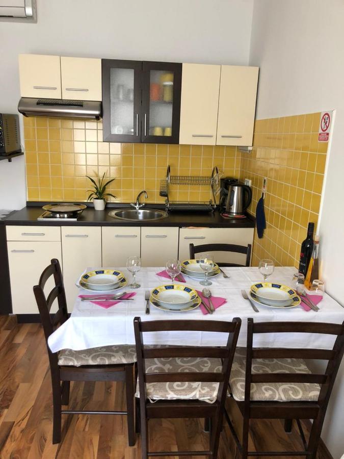 Apartments Rajcic Kaštela Εξωτερικό φωτογραφία